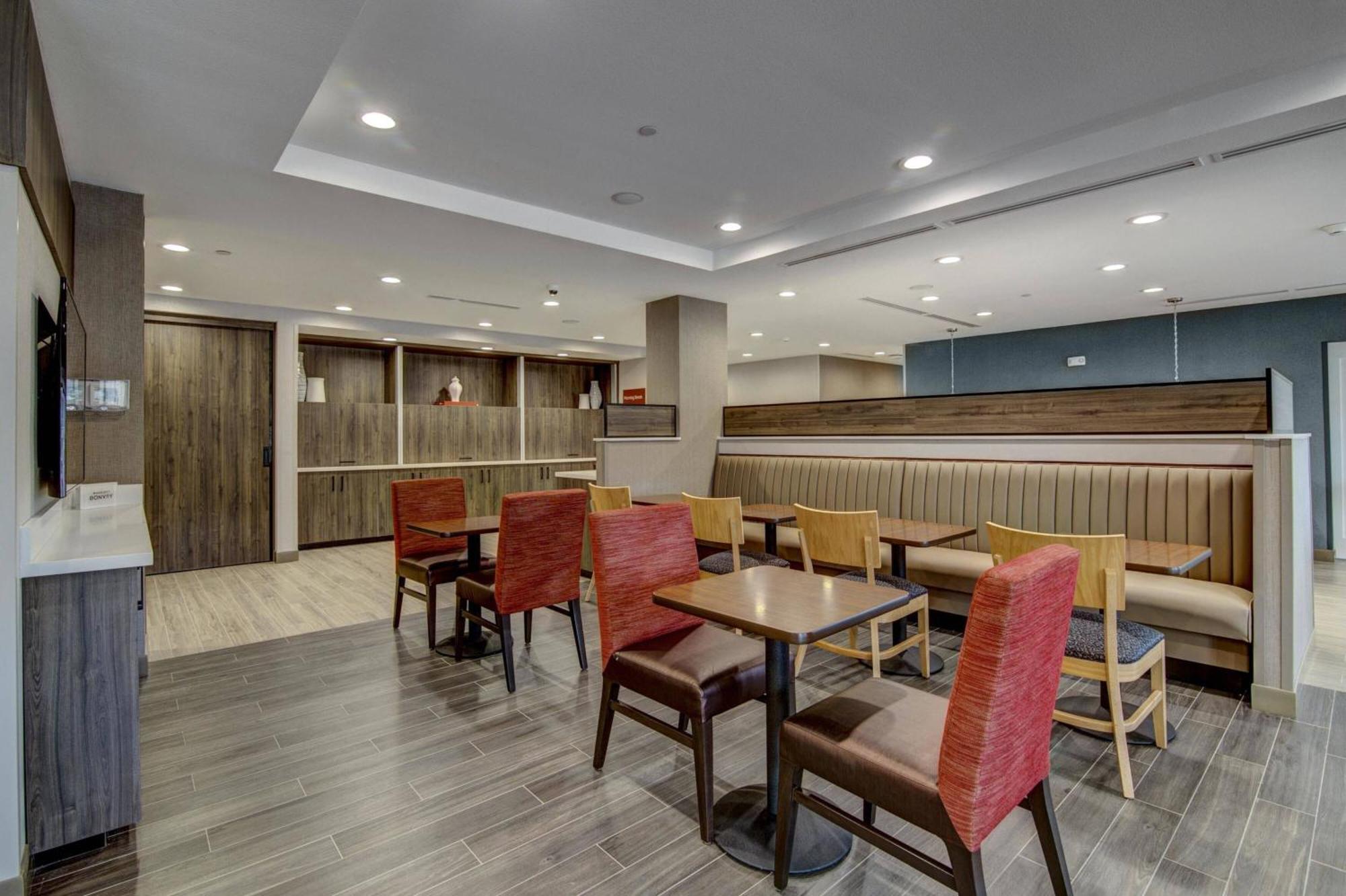 Towneplace Suites By Marriott Houston Hobby Airport المظهر الخارجي الصورة